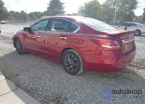 2015 Nissan Altima 2.5 S z USA, uszkodzony, nr VIN 1N4AL3AP1FC598718